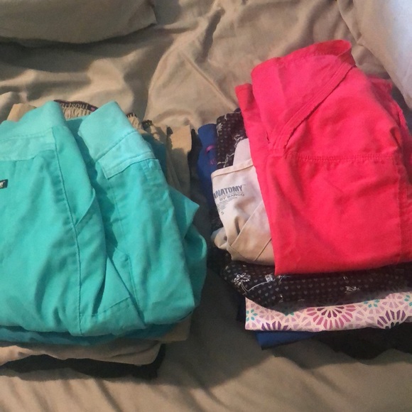 Scrubs bundle - Picture 13 of 13